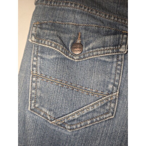 Levi's Denim Jeans Denizen Womens Size 4 Blue Capri Dark Wash Stretch Mid Rise - Picture 10 of 14